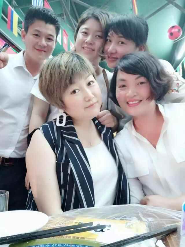 凤岗这些男女真会玩 美食的名义