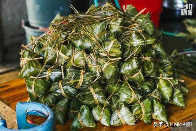 这家桥头粽球在揭阳卖了23年，一口吃出夏威夷果和甜酱油