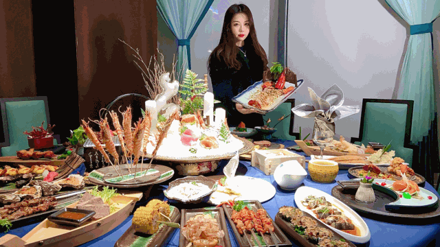 只要298元就可以享受海陆美食盛宴！我先吃为敬