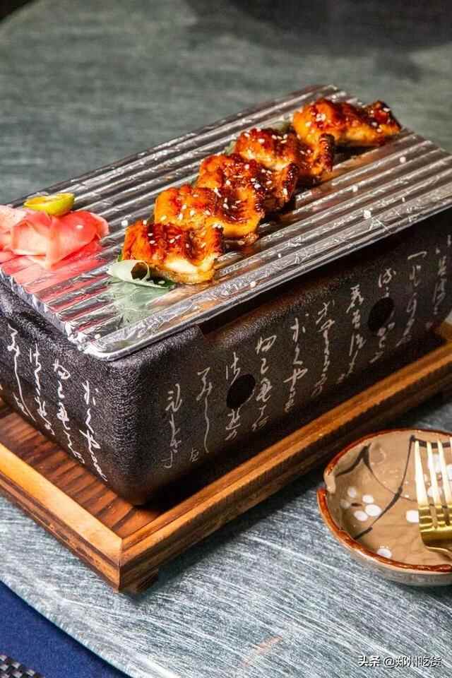 只要298元就可以享受海陆美食盛宴！我先吃为敬