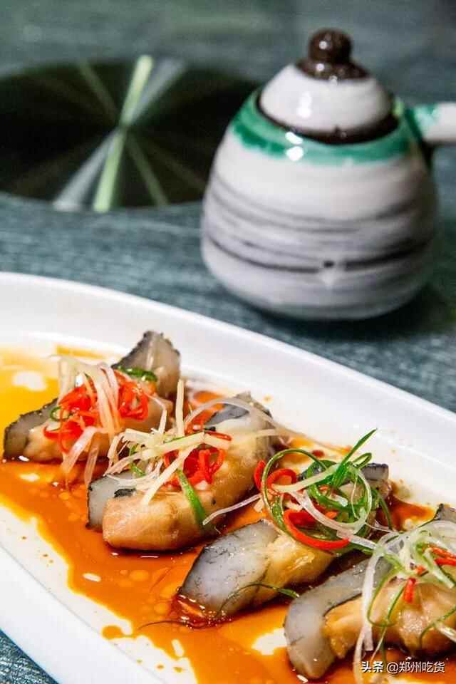 只要298元就可以享受海陆美食盛宴！我先吃为敬