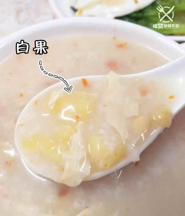 藏匿在万江公园旁的早餐店，每天人气爆棚排长龙