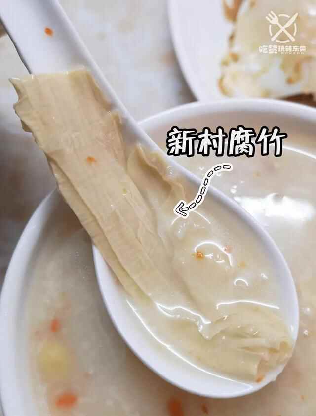 藏匿在万江公园旁的早餐店，每天人气爆棚排长龙
