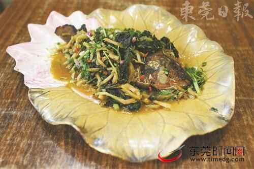 万江美女主厨的荷主题美食天地 中西结合“眷恋”家乡味道