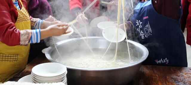 长安“家”味臊子面 肉和油豆腐、韭菜一个也不能少